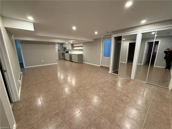 Niagara Falls, ON L2H 0A8,6635 Parkside Road #BASEMENT