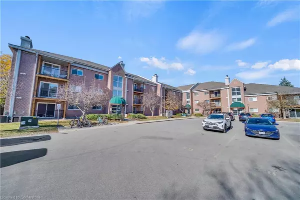 Kitchener, ON N2C 2P1,3085 Kingsway Drive #21