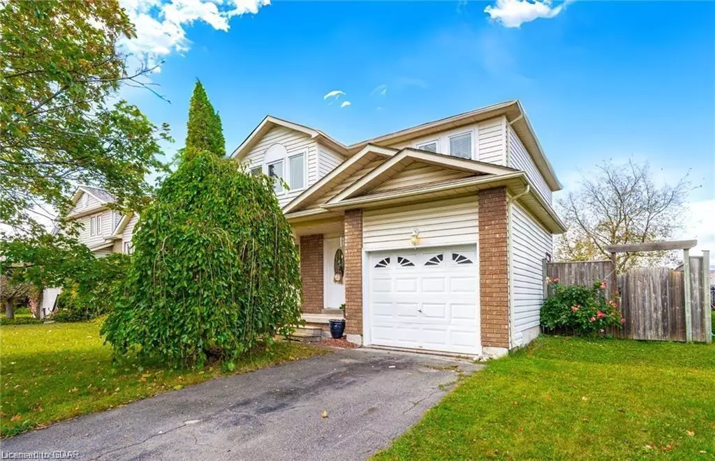 Fergus, ON N1M 3M5,109 Parkside Drive W