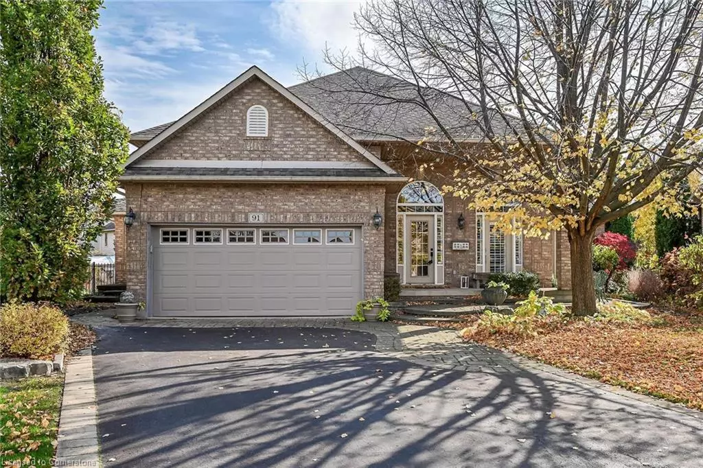 Ancaster, ON L9K 1M2,91 Southcreek Court