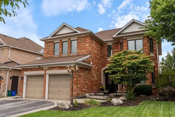 2576 Armour Crescent, Burlington, ON L7M 4T3