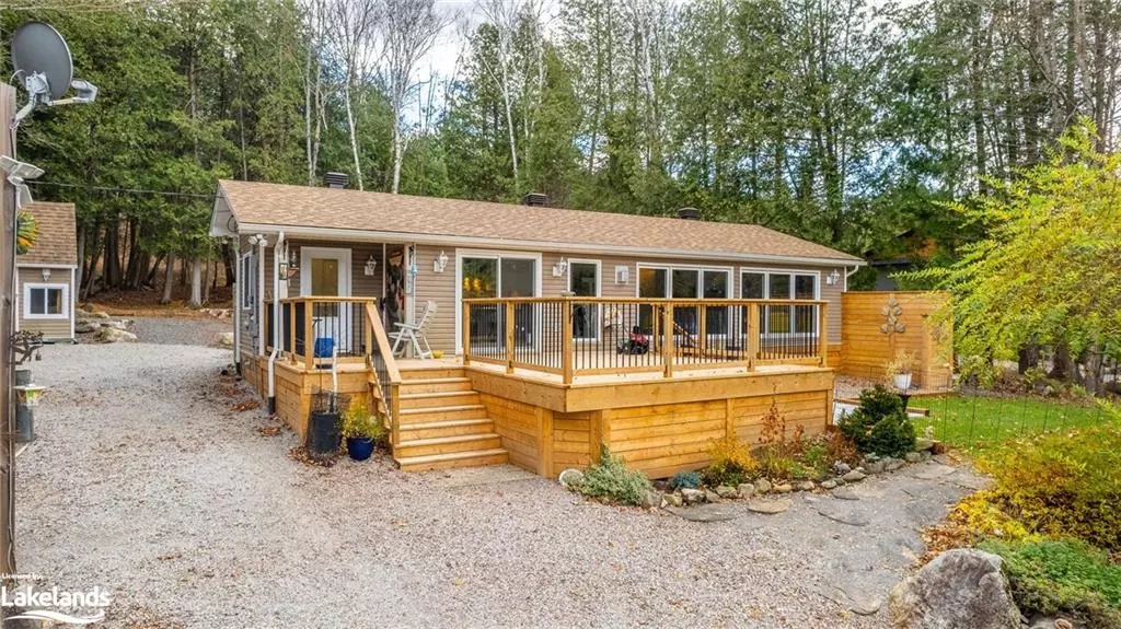 1086 Providence Drive, Algonquin Highlands, ON K0M 1S0