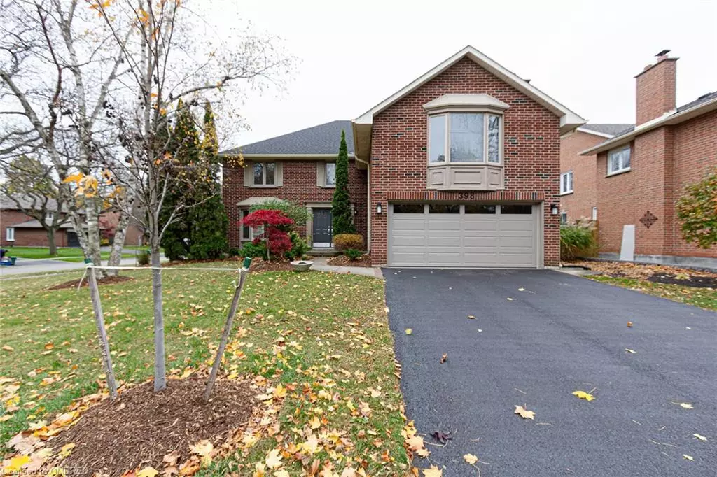 Oakville, ON L6J 6H9,398 Barclay Crescent