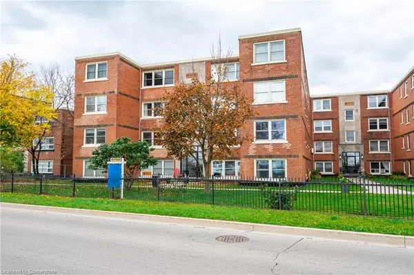 Hamilton, ON L8V 3Y6,5 East 36th Street #407C