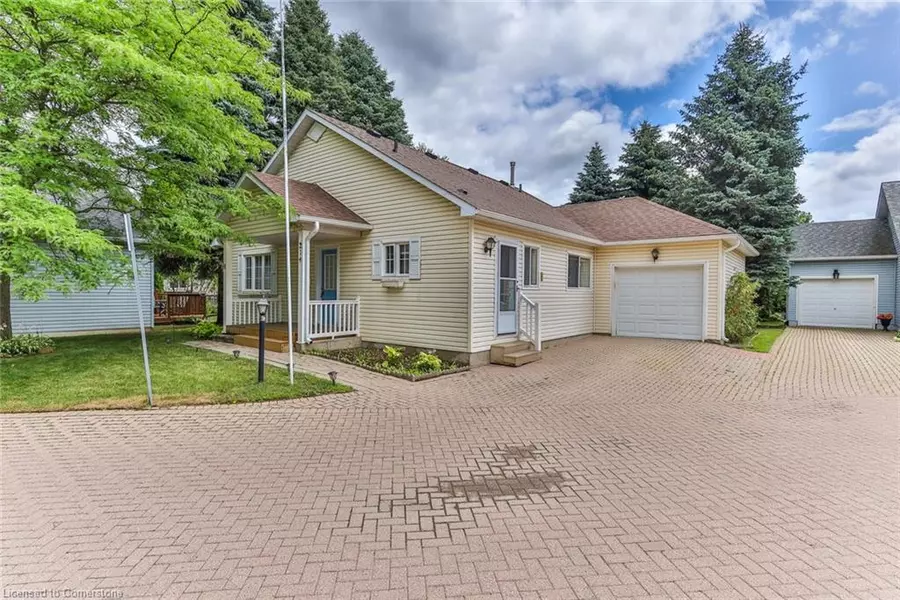 214 Silverbirch Boulevard, Mount Hope, ON L0R 1W0