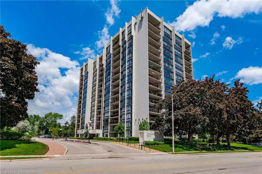 Oakville, ON L6L 5L5,2175 Marine Drive #1501