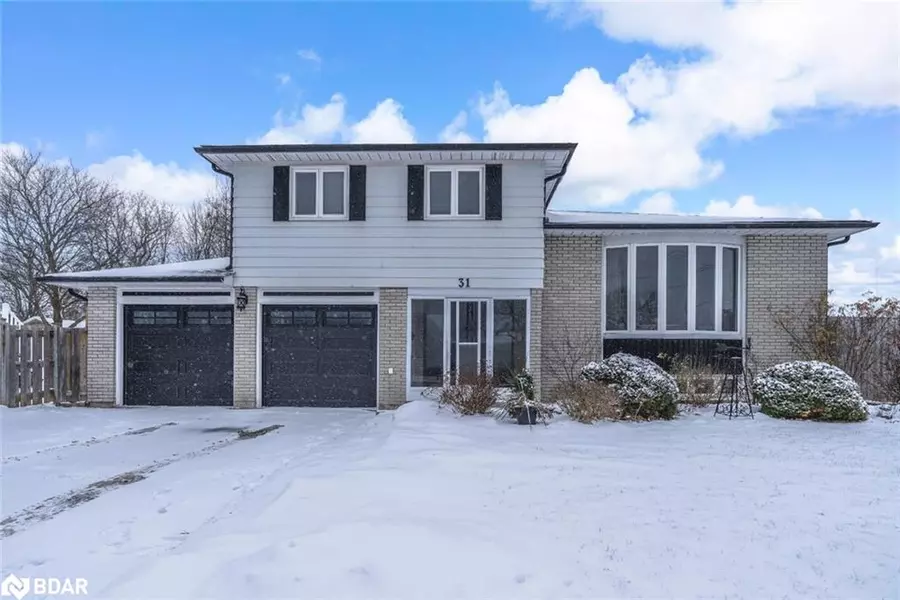 31 Little Avenue, Barrie, ON L4N 2Z4