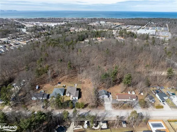 Wasaga Beach, ON L9Z 1S6,198 Golf Course Road