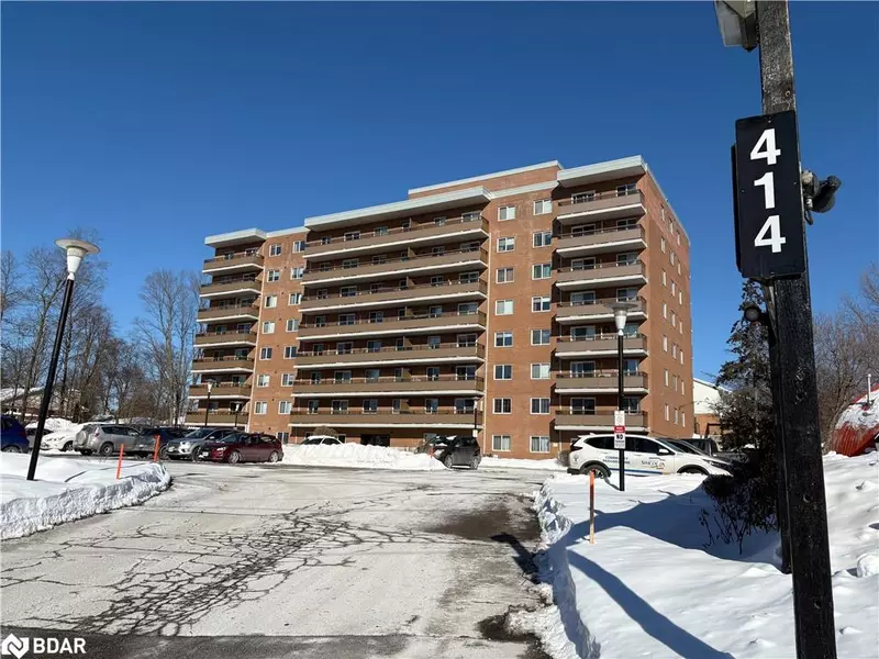 414 Blake Street #103, Barrie, ON L4M 5J7