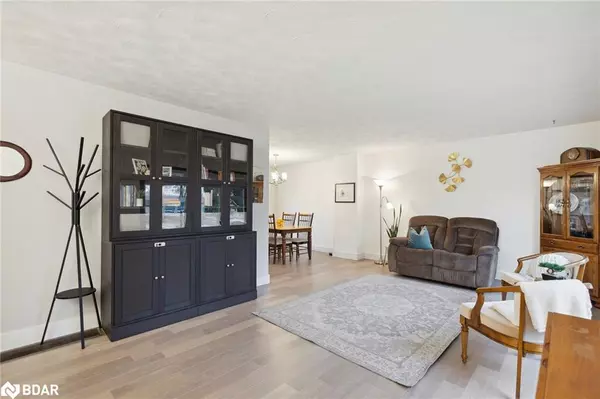 Caledonia, ON N3W 1K6,298 Maccrae Drive