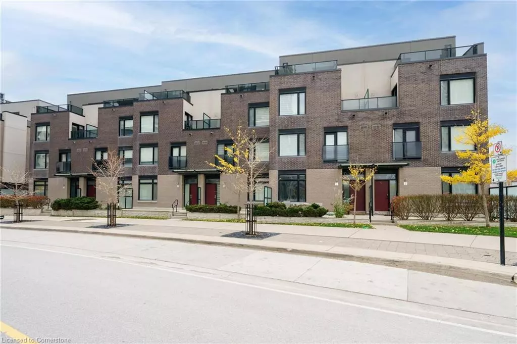 Mississauga, ON L5B 3M8,4080 Parkside Village Drive #11