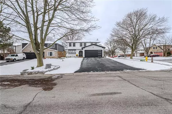 2 Keeler Place, Brantford, ON N3S 7K6