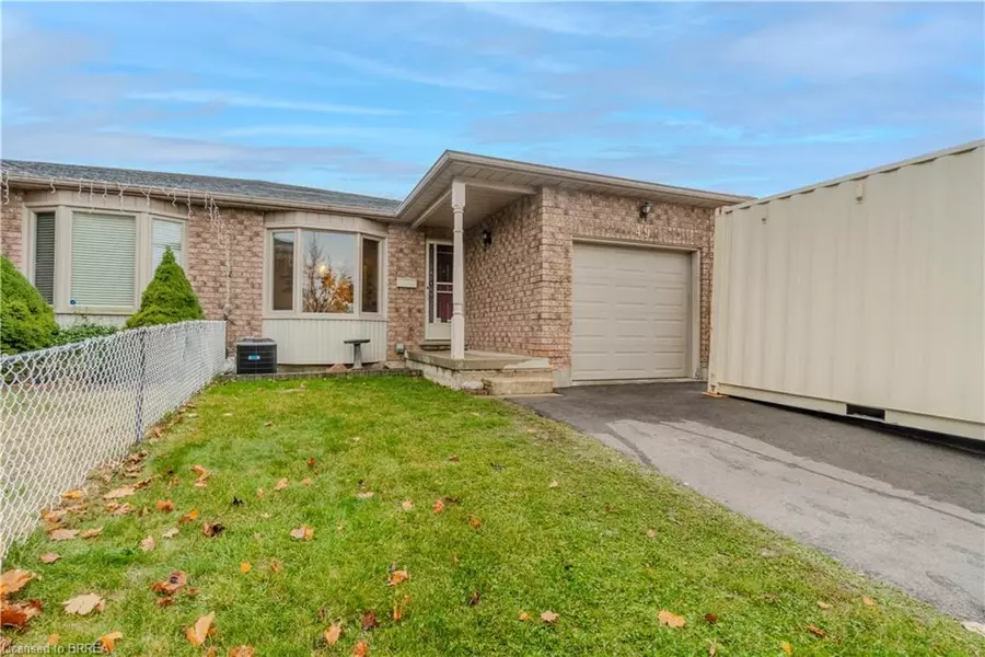 49 Palomino Drive, Brantford, ON N3P 1J6