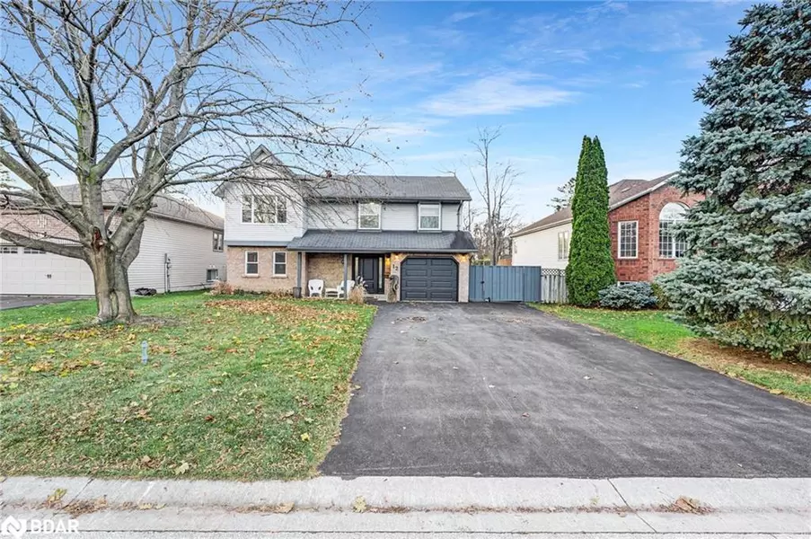 12 Riverdale Drive, Wasaga Beach, ON L9Z 1E9