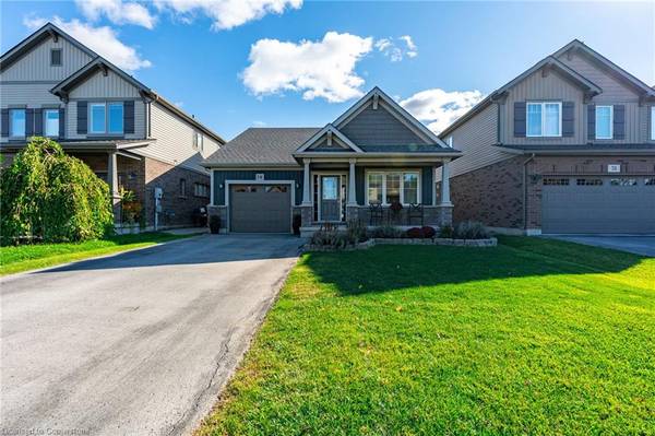 78 Silverwood Avenue, Welland, ON L3C 0C3