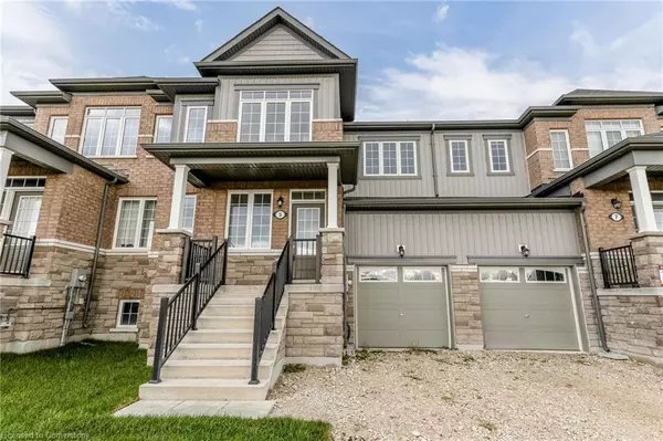 5 Carriage Lane, Wasaga Beach, ON L9Z 0L8