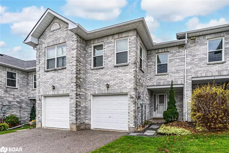 120 D'ambrosio Drive #36, Barrie, ON L4N 7W3