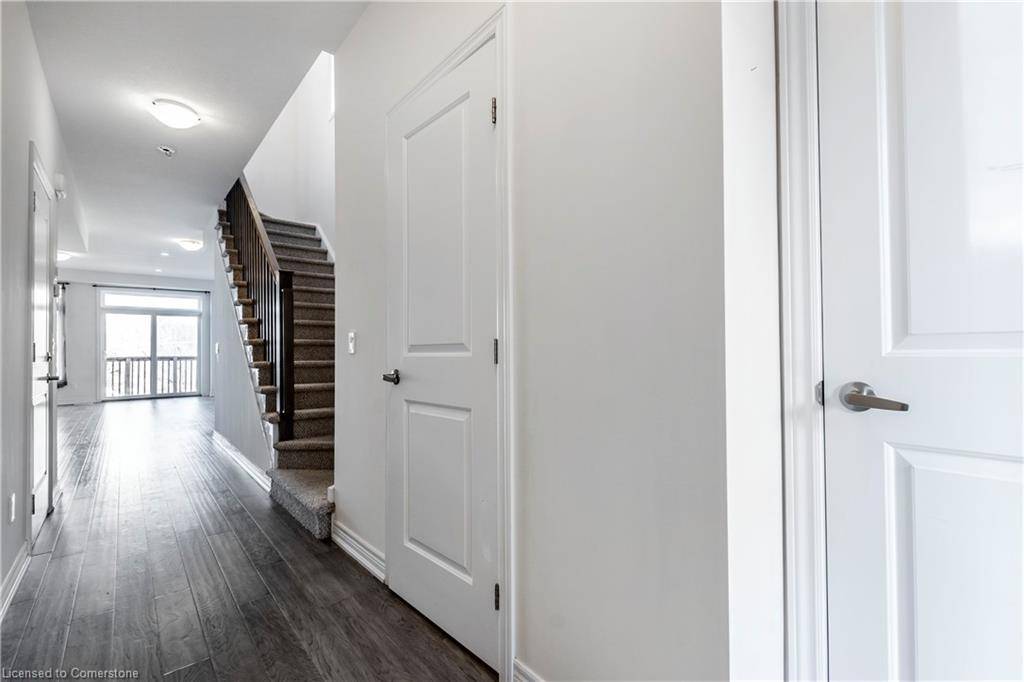 Brantford, ON N3T 6P9,77 Diana Avenue #24