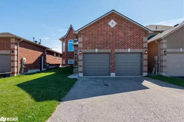 32 Majesty Boulevard, Barrie, ON L4M 7K3