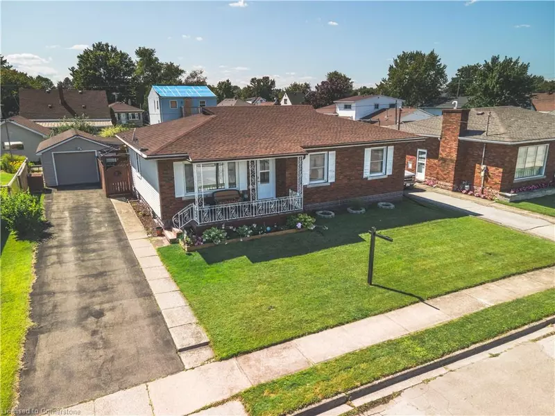 662 Harriet Street, Welland, ON L3B 2J3