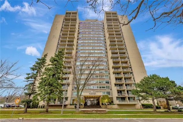 Oakville, ON L6H 2R8,1359 White Oaks Boulevard #202