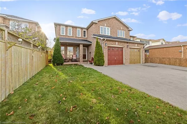 516 Eliza Crescent, Burlington, ON L7L 6C9