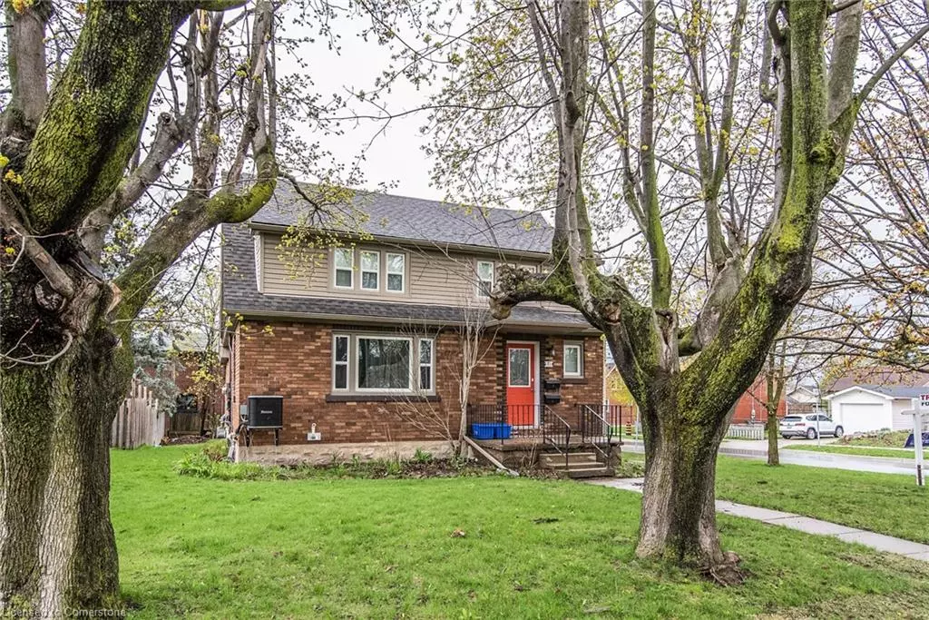 Kitchener, ON N2B 1Z8,71 Ethel Street