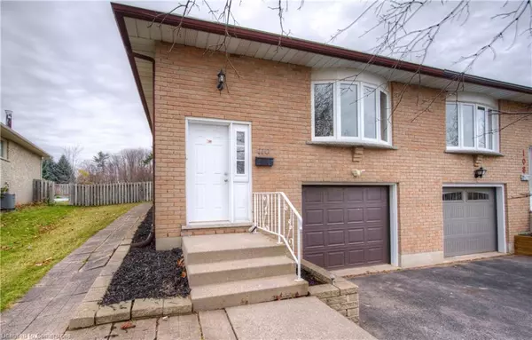 Kitchener, ON N2E 2P8,110 Uxbridge Crescent