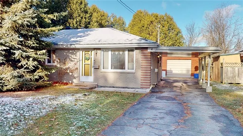 4 Ralph Place, North Bay, ON P1A 1L2