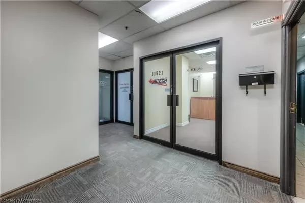 Toronto, ON M9L 2Y8,5109 Steeles Avenue #340