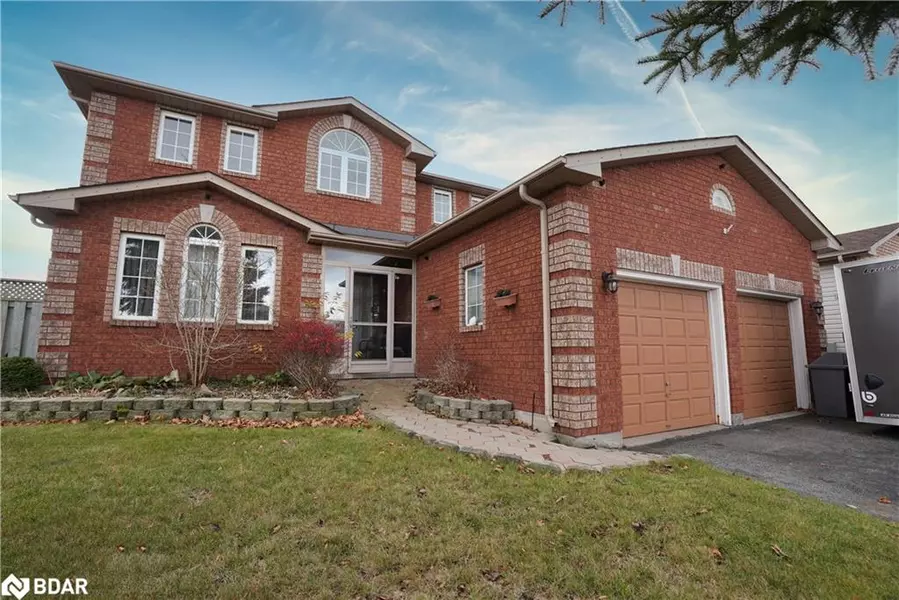 1 Farmstead Crescent, Barrie, ON L4N 8S3