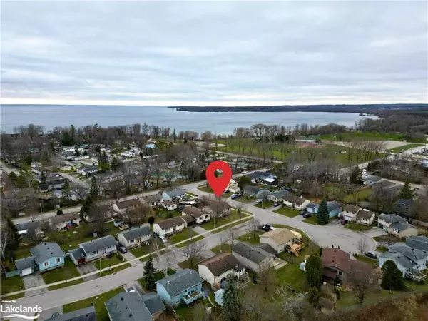 Orillia, ON L3V 7K3,14 Korlea Crescent