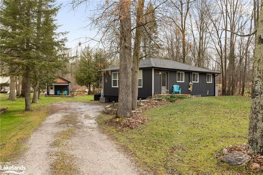 4027 Glen Cedar Drive, Ramara, ON L3V 0S2