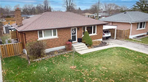 71 Norman Street, Brantford, ON N3R 2Y3