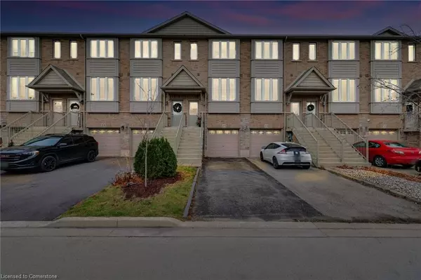 27 Edenrock Drive, Hamilton, ON L8E 0G6