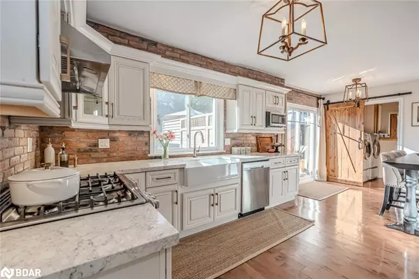 Holland Landing, ON L9N 1E5,11 Earls Court