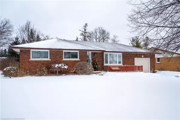 15 Colbeck Drive, Welland, ON L3C 5B4