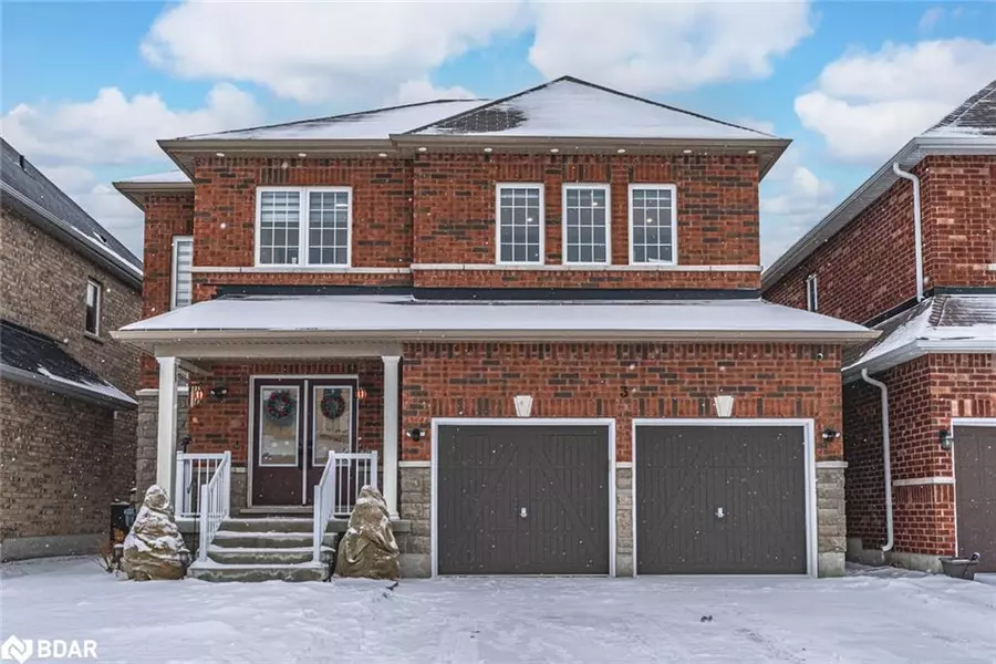 3 Cypress Point Street, Barrie, ON L4N 6J9