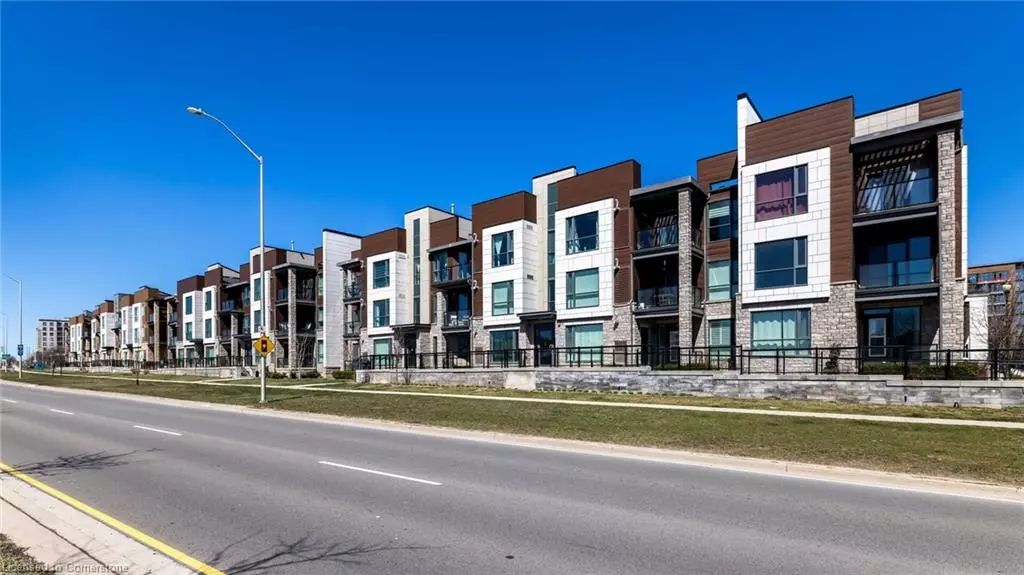 Oakville, ON L6M 1P5,2375 Bronte Road #204