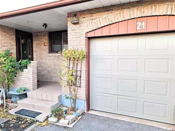 21 Drury Crescent, St. Catharines, ON L2M 6B5