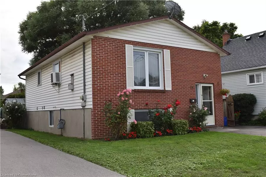 13 Cumming Street, St. Catharines, ON L2S 1H6