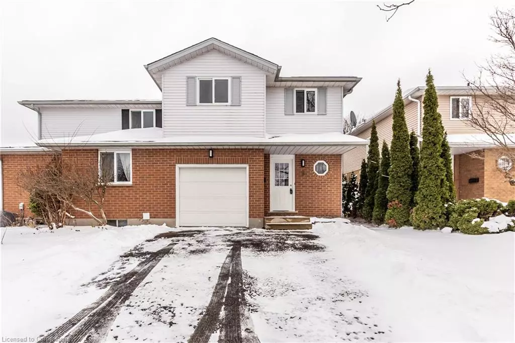 Kitchener, ON N2E 3K8,8 Tamvale Crescent