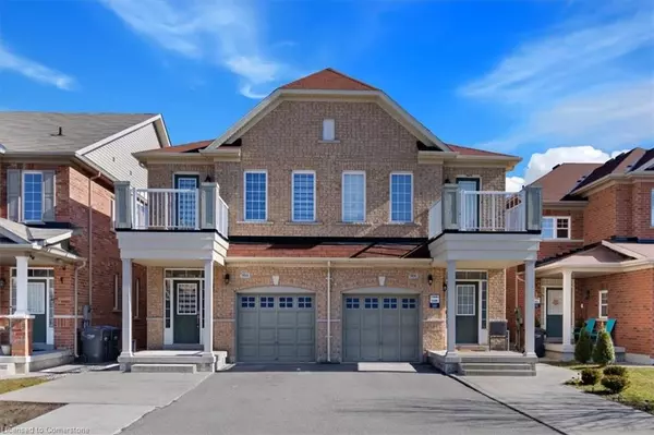 904 Oasis Drive, Mississauga, ON L5V 0C7