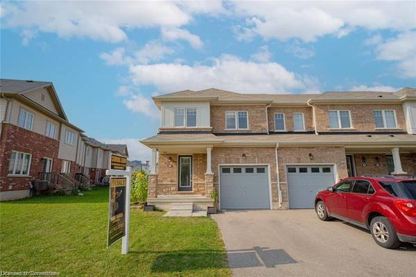 32 Longboat Run West, Brantford, ON N3T 0P3