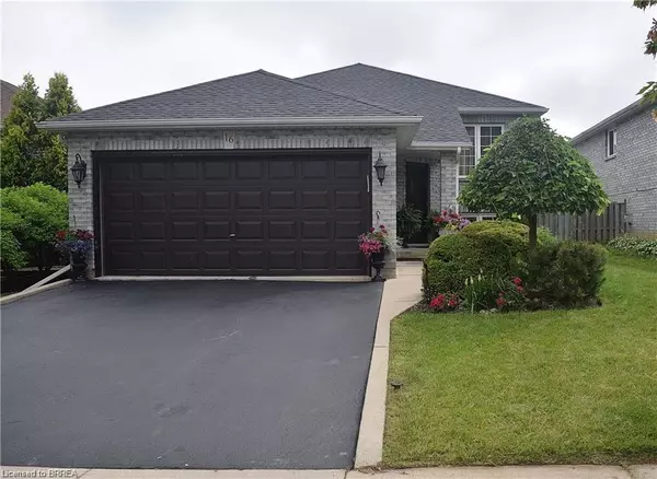 16 Mcguiness Drive, Brantford, ON N3T 6M5