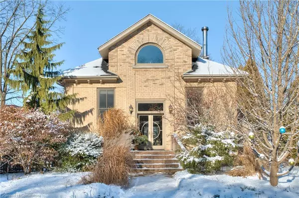 27 Forbes Avenue W, Guelph, ON N1G 1G2