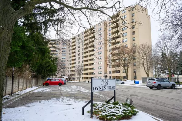 Burlington, ON L7N 3M2,700 Dynes Road #406