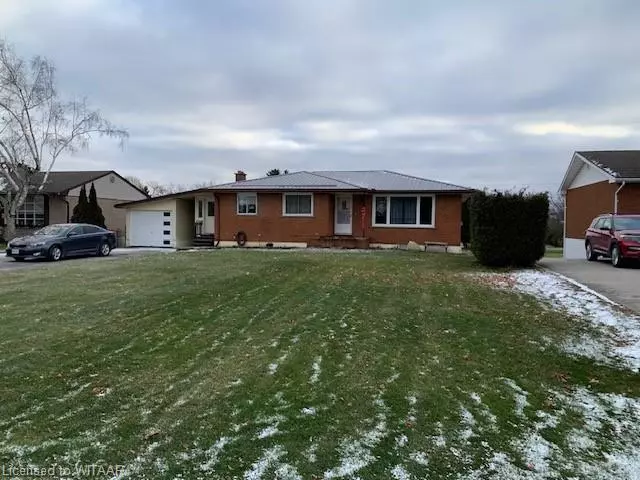 170 Highway #3, Courtland, ON N0J 1E0