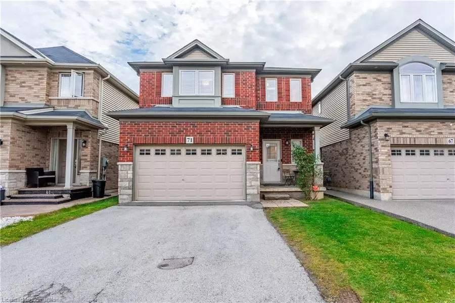 71 Chamomile Drive, Hamilton, ON L8W 0C1