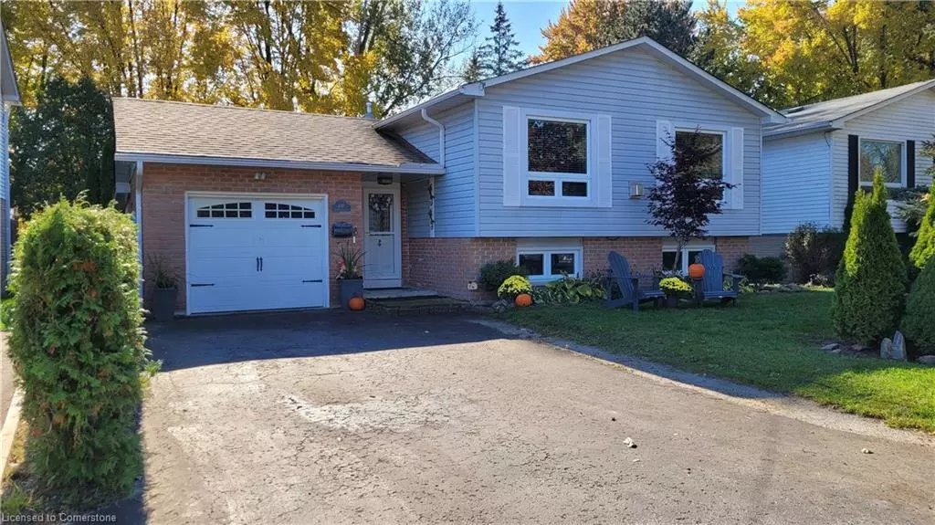 439 Mooney Crescent, Orillia, ON L3V 6R5